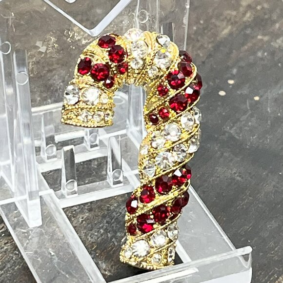 Vintage Signed Monet Sparkling Rhinestone Candy Cane Christmas Brooch Pin - Picture 4 of 10